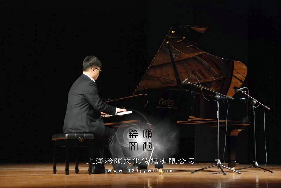上海鋼琴表演